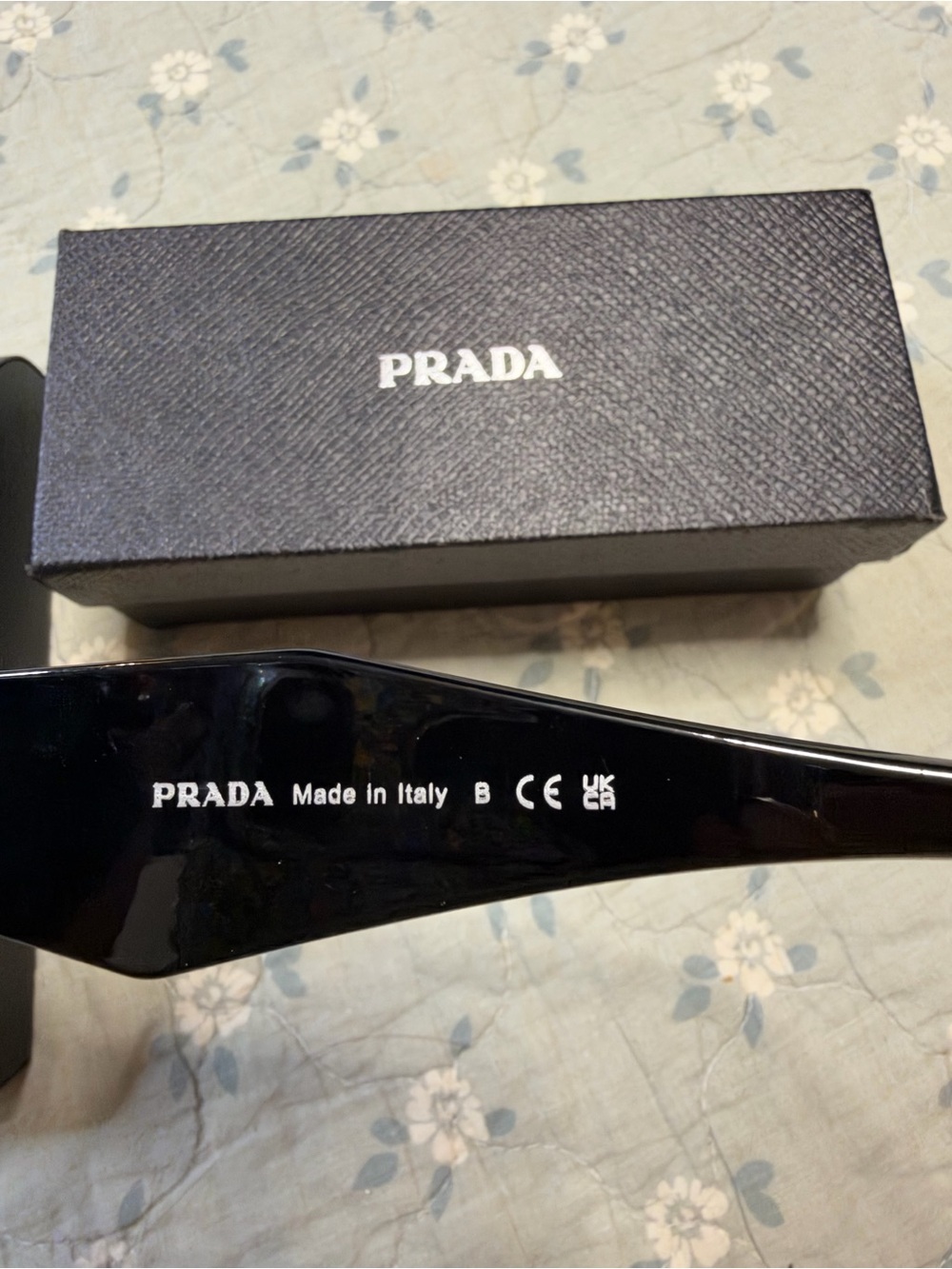 Prada women’s Black Sunglasses with Dark Lenses - Picture 5 of 7